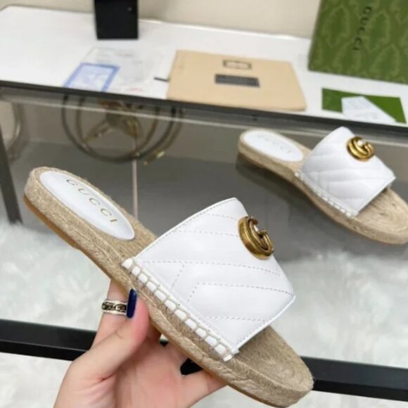GUCCI GG MARMONT GREAT WHITE ESPADRILLE SANDAL WOMEN 39 (9 US) – RETAIL $590.00+ - Picture 4 of 7